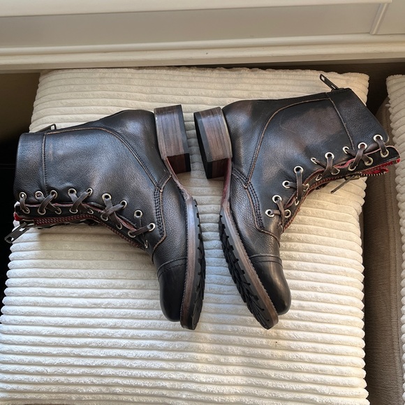 Freebird Liverpool Boot Dark Brown With Red Trim and Zippers - Picture 7 of 7